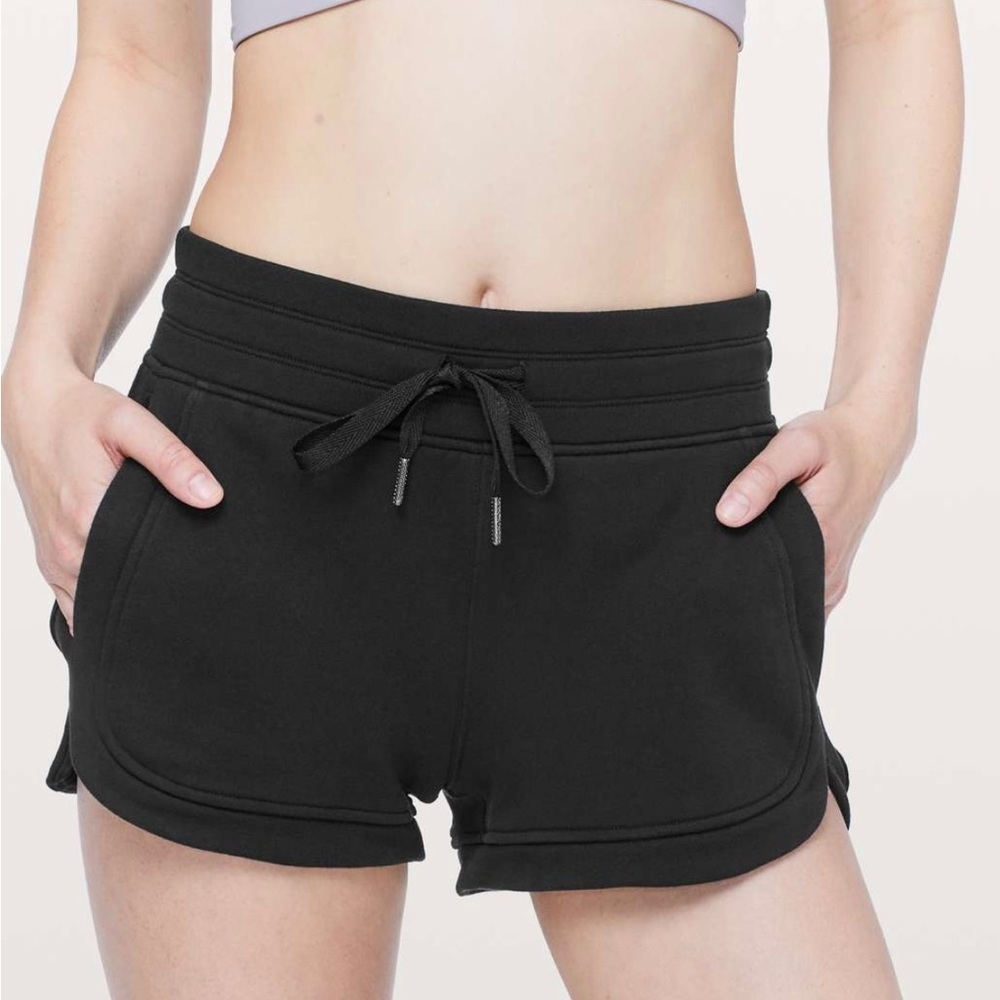 Lululemon Hit Reset Short